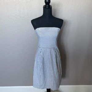 Old navy strapless navy and white dress size small